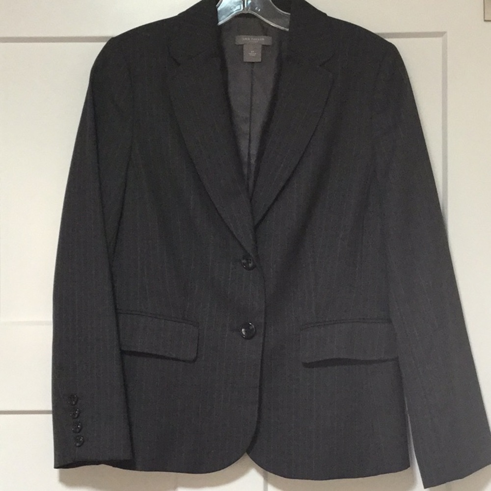 ANN TAYLOR 8P grey suit coat blazer w/ pin stripes